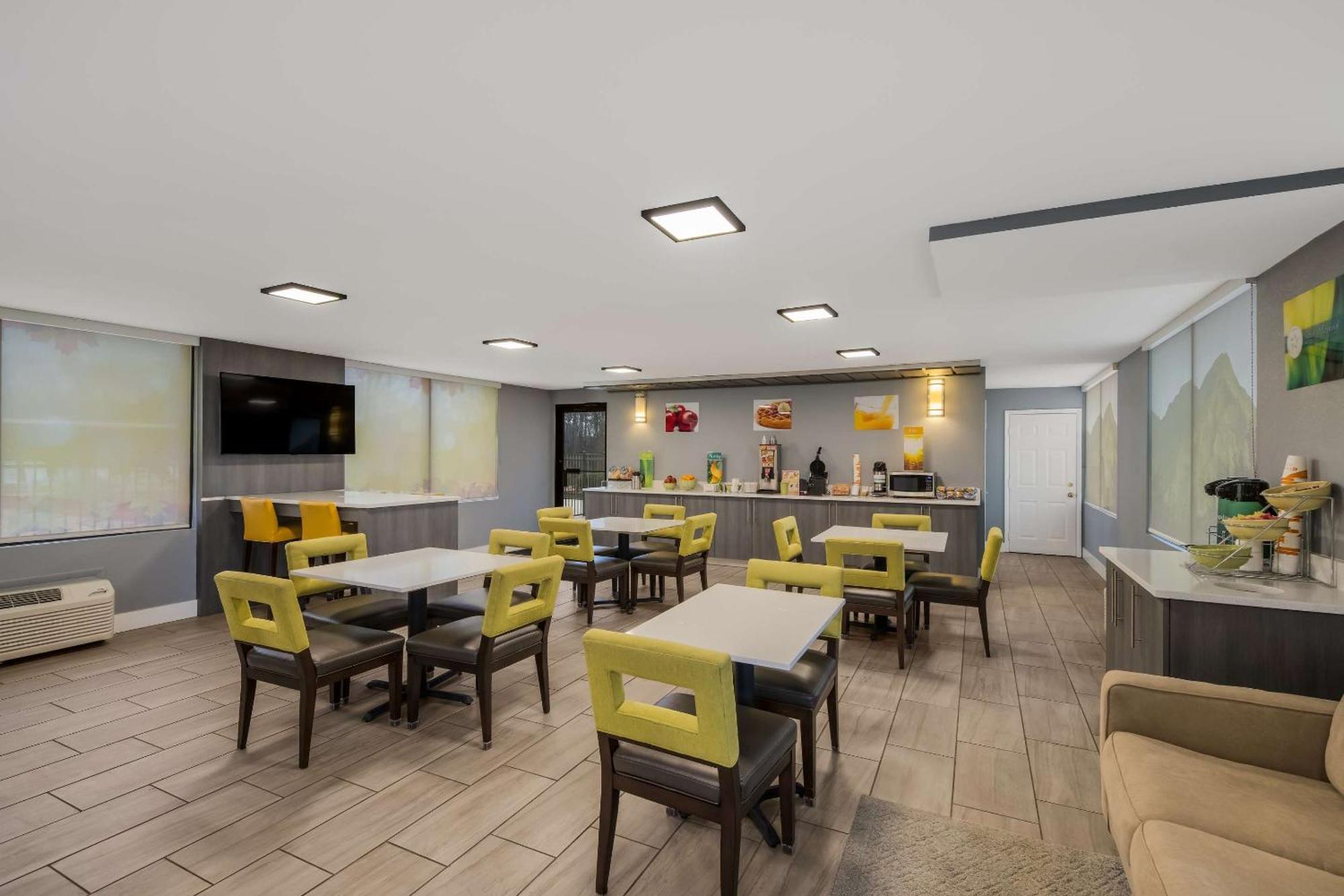 Quality Asheville Airport Inn