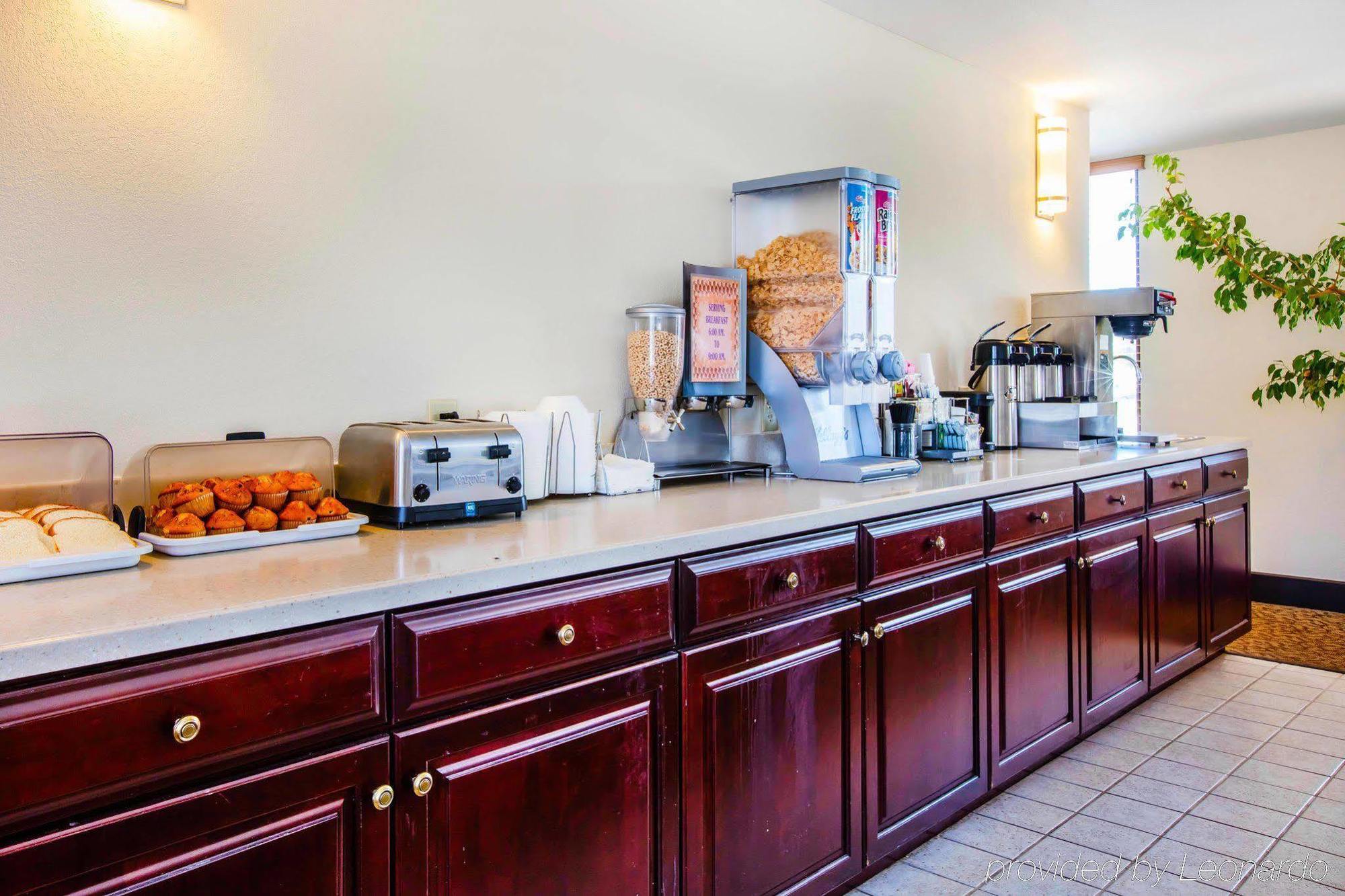 Quality Asheville Airport Inn