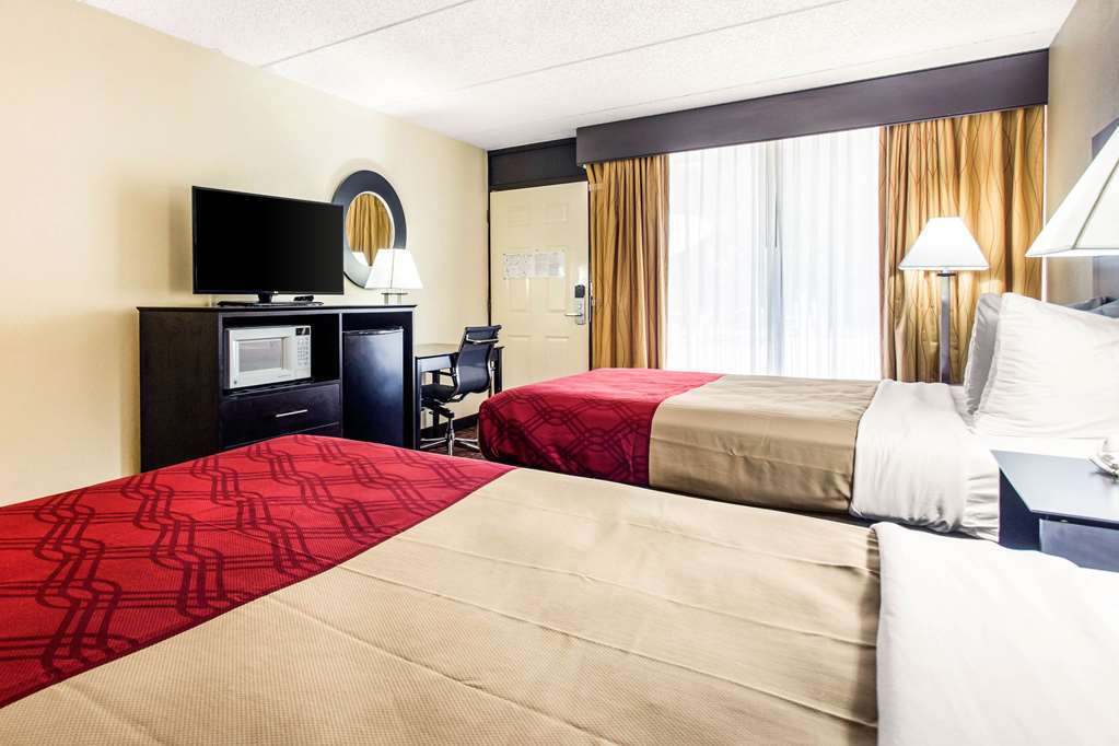 Quality Asheville Airport Inn