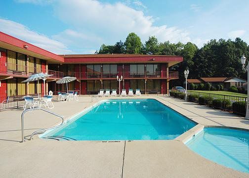 Estalagem Quality Asheville Airport 2*